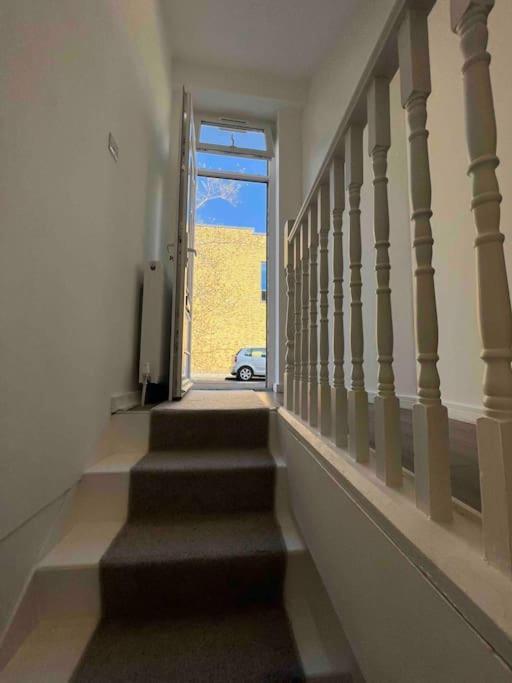 Stunning 3Br Maisonette In Brixton Лондон Экстерьер фото